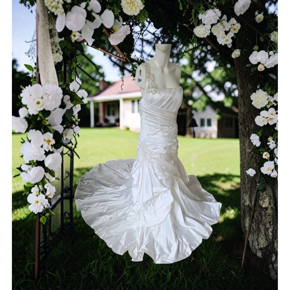 DaVinci Wedding Gown 12 Diamond White One Shoulder Beaded Bling Ruched NWT
